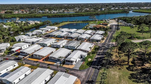 94 ANNE BONNY CIRCLE, Nokomis, FL 34275