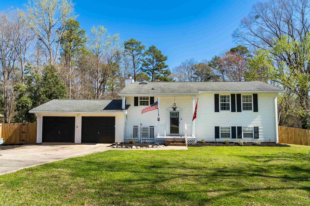 135 Salem Street, Spartanburg, SC 29302