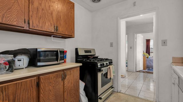 4267 E Sunny Dunes Road, Palm Springs, CA 92264