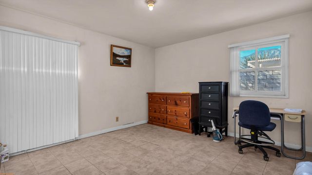 4267 E Sunny Dunes Road, Palm Springs, CA 92264