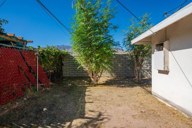 4267 E Sunny Dunes Road, Palm Springs, CA 92264