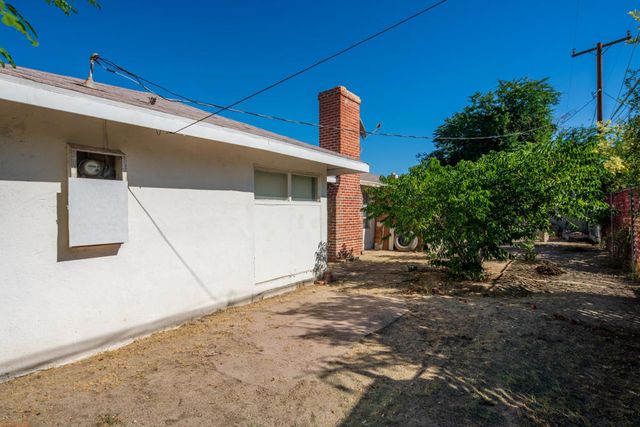 4267 E Sunny Dunes Road, Palm Springs, CA 92264