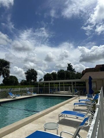 250 Jacaranda Drive 408, Plantation, FL 33324