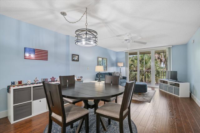 250 Jacaranda Drive 408, Plantation, FL 33324