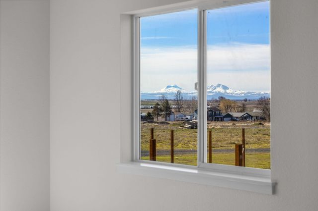 518 SW 6th Street Lot 1, Metolius, OR 97741