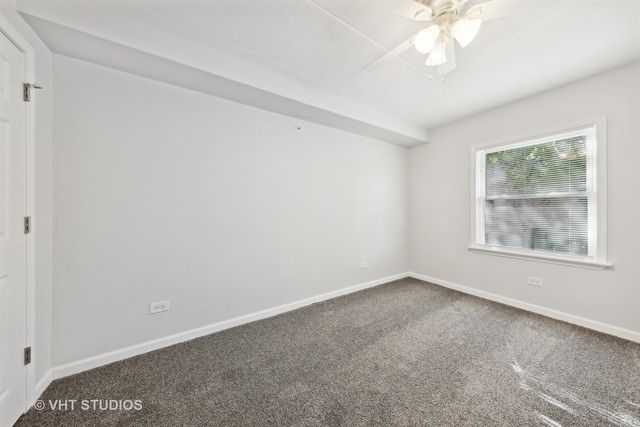 515 N Cass Avenue 3E, Westmont, IL 60559