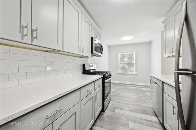 515 N Cass Avenue 3E, Westmont, IL 60559