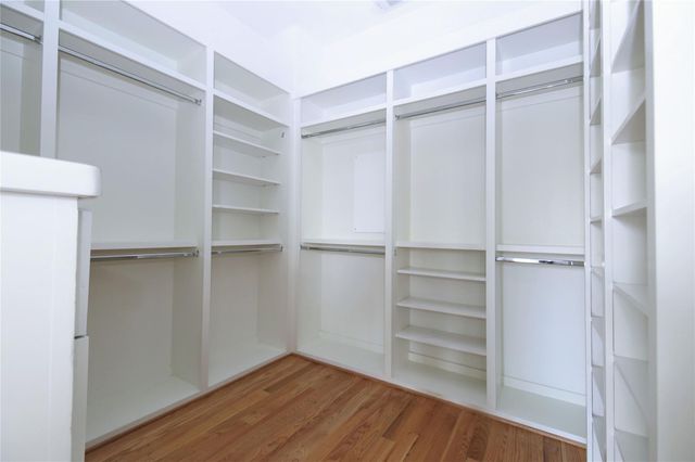 5711 Kansas, Houston, TX 77007