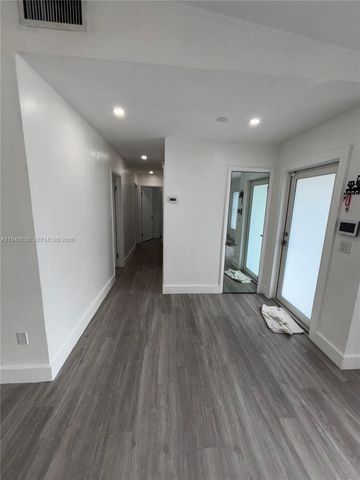 11105 SW 156th Ter, Miami, FL 33157