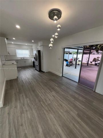 11105 SW 156th Ter, Miami, FL 33157