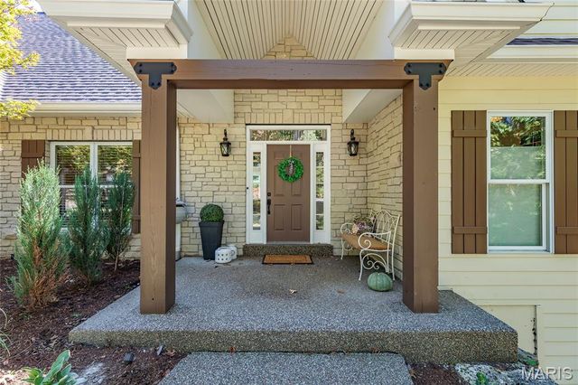 1512 Saint James Place Court, Wildwood, MO 63038