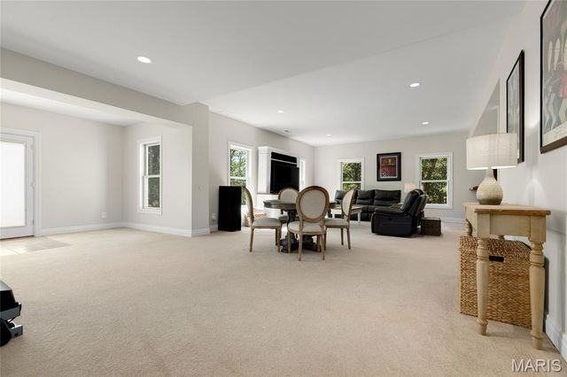 1512 Saint James Place Court, Wildwood, MO 63038