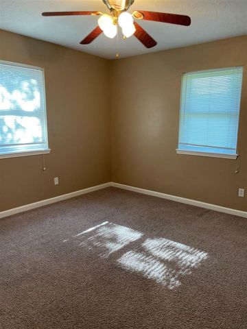 6908 SW Beta Ave, Lawton, OK 73505