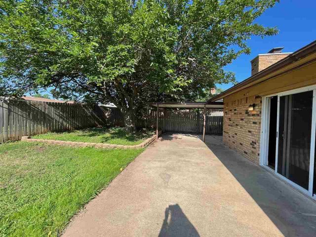 6908 SW Beta Ave, Lawton, OK 73505