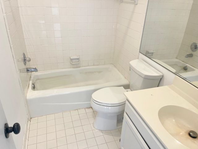 5830 GARDEN OAK CV, Memphis, TN 38120