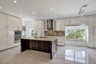 4053 NW 61st Ter, Coral Springs, FL 33067