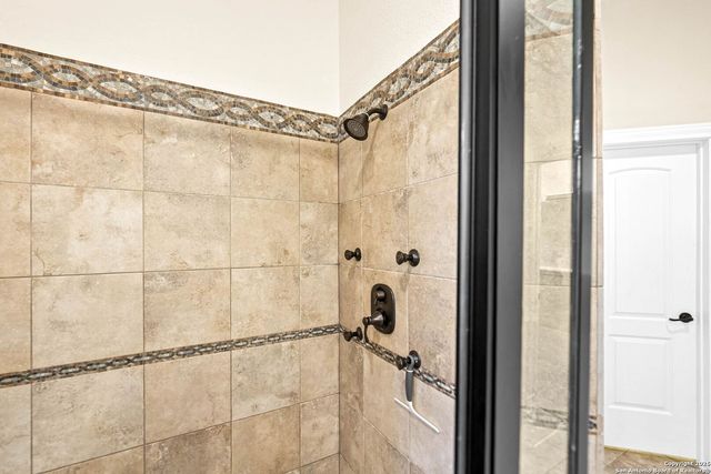 10811 Zedernholz Run, New Braunfels, TX 78132