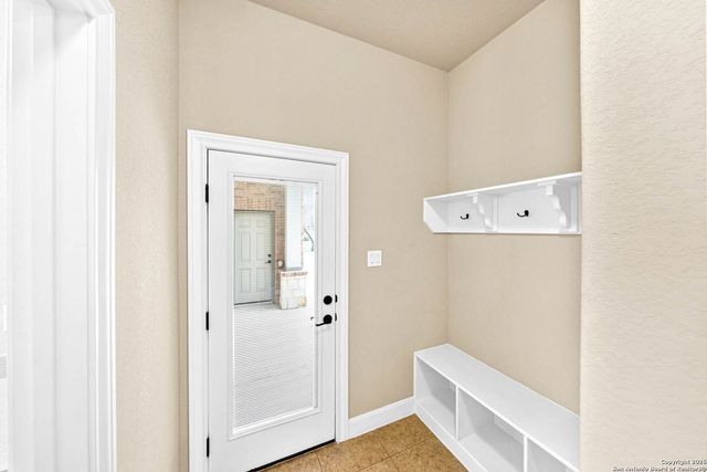 10811 Zedernholz Run, New Braunfels, TX 78132