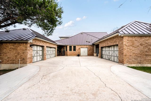 10811 Zedernholz Run, New Braunfels, TX 78132