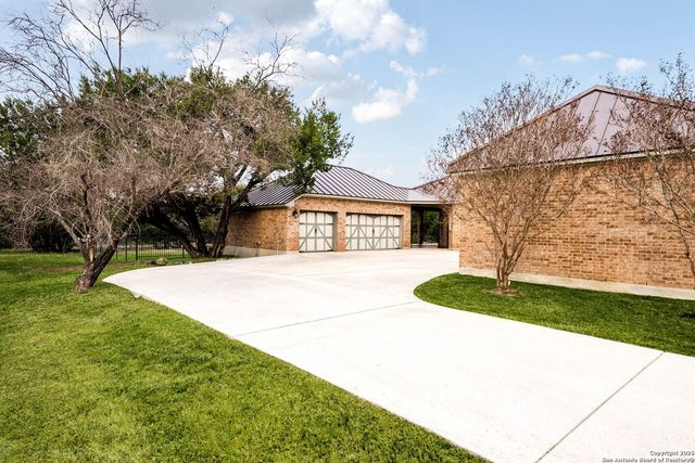 10811 Zedernholz Run, New Braunfels, TX 78132
