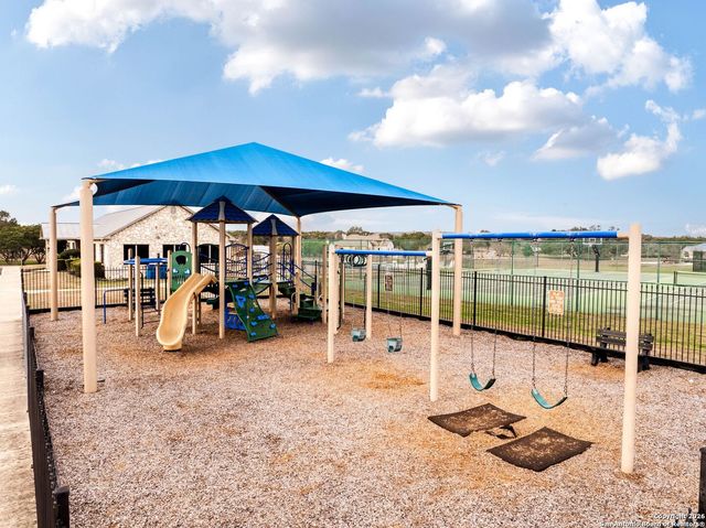 10811 Zedernholz Run, New Braunfels, TX 78132