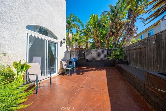 922 Alba Court, Santa Maria, CA 93458