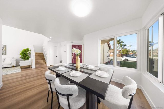 8695 Rideabout Ln, San Diego, CA 92129