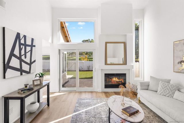 8695 Rideabout Ln, San Diego, CA 92129