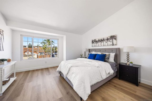 8695 Rideabout Ln, San Diego, CA 92129