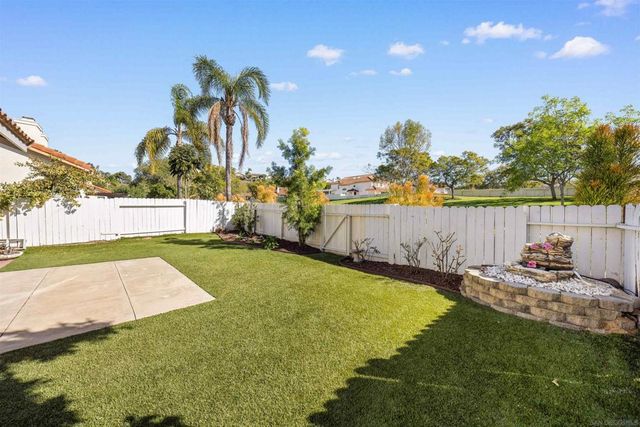 8695 Rideabout Ln, San Diego, CA 92129