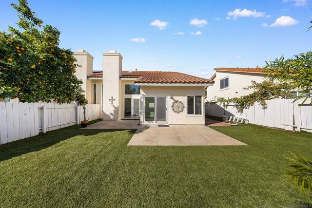 8695 Rideabout Ln, San Diego, CA 92129