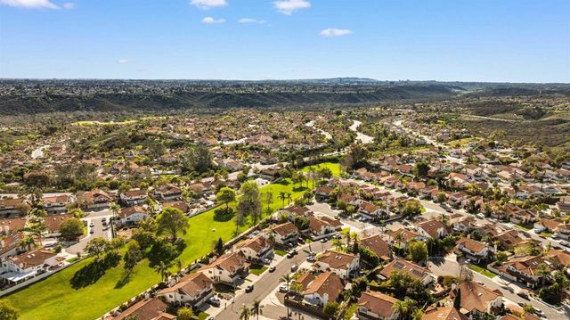 8695 Rideabout Ln, San Diego, CA 92129