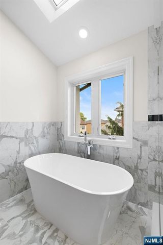 332 12th Street A, Palisades Park, NJ 07650