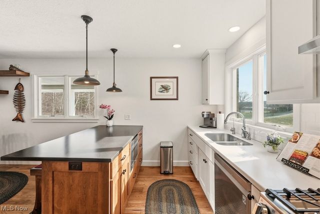 1430 Magnolia Road SW, Dellroy, OH 44620