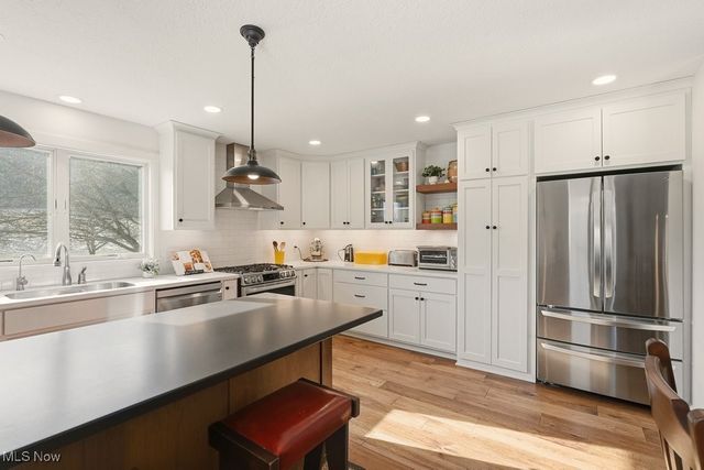 1430 Magnolia Road SW, Dellroy, OH 44620