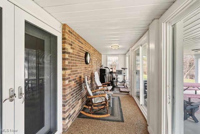 1430 Magnolia Road SW, Dellroy, OH 44620