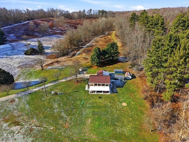 1430 Magnolia Road SW, Dellroy, OH 44620