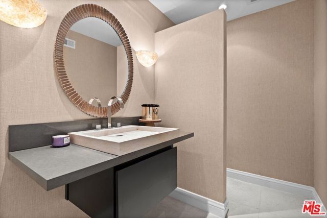 1915 Carla, Beverly Hills, CA 90210