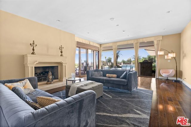 1915 Carla, Beverly Hills, CA 90210