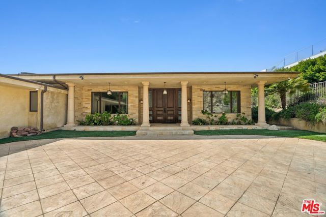 1915 Carla, Beverly Hills, CA 90210