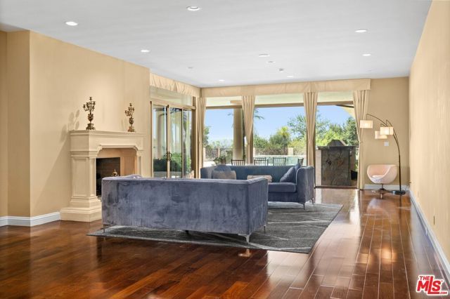 1915 Carla, Beverly Hills, CA 90210