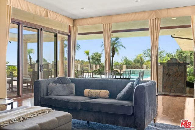 1915 Carla, Beverly Hills, CA 90210