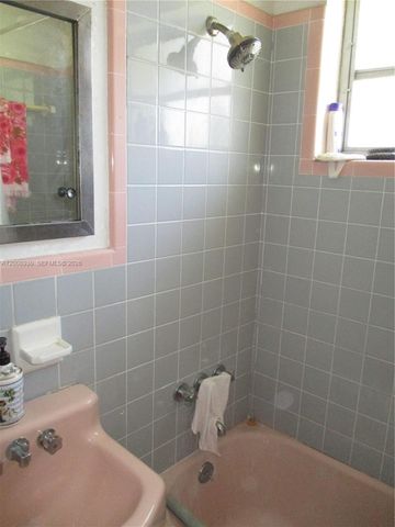 19311 Gulfstream Road, Cutler Bay, FL 33157