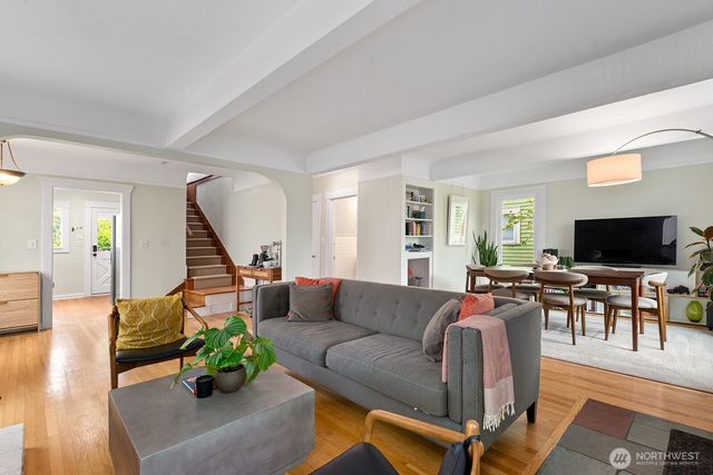 836 NW Market Street, Seattle, WA 98107