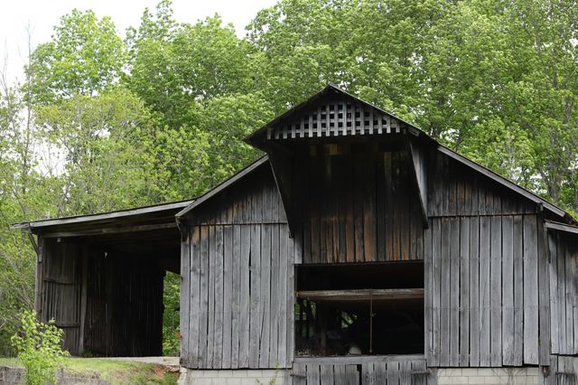 4801 Highway 48, Cumberland Furnace, TN 37051