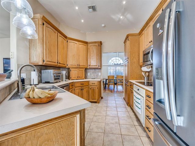 2512 Tifton Court, Edmond, OK 73012