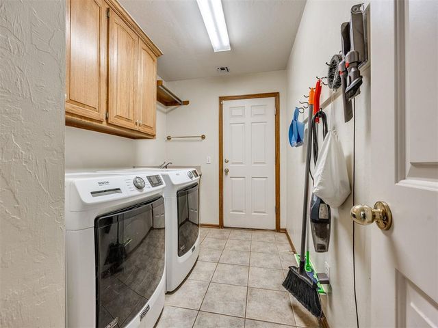 2512 Tifton Court, Edmond, OK 73012