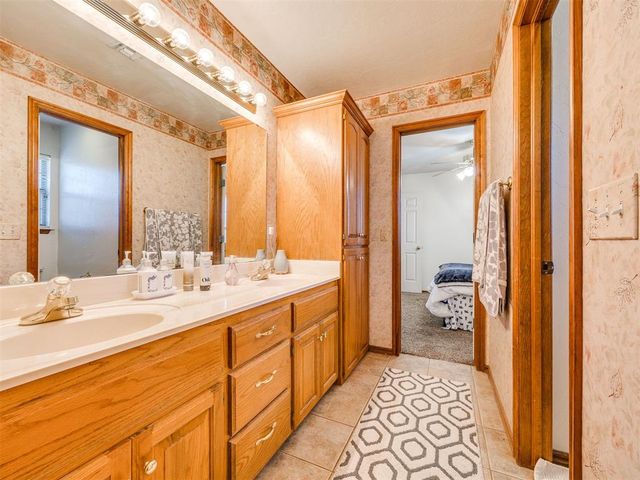 2512 Tifton Court, Edmond, OK 73012