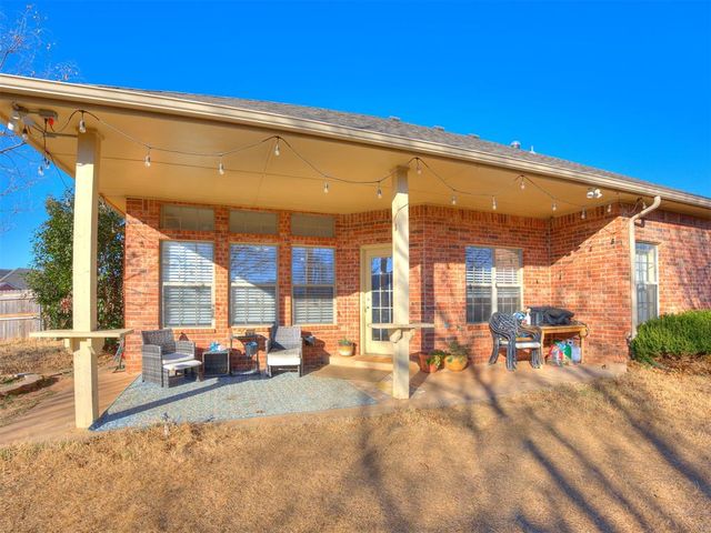 2512 Tifton Court, Edmond, OK 73012