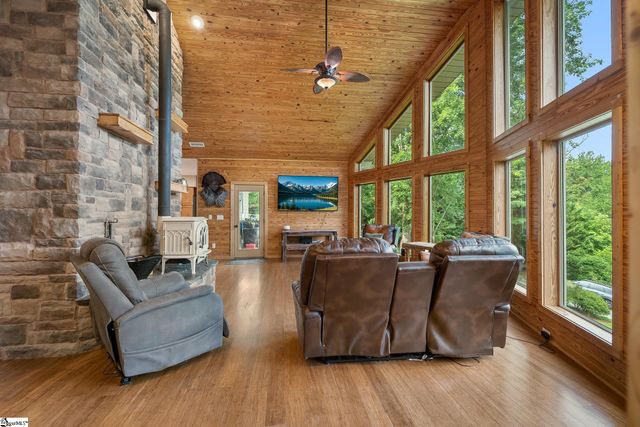 4251 Highway 11, Pickens, SC 29671